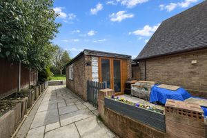 Photo 18- click for photo gallery